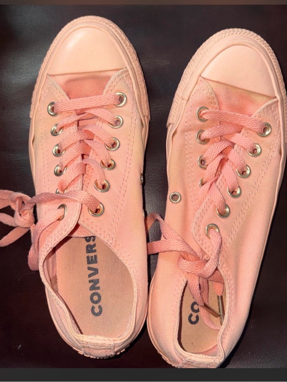 Converse Low Top Sneakers in Light Peach